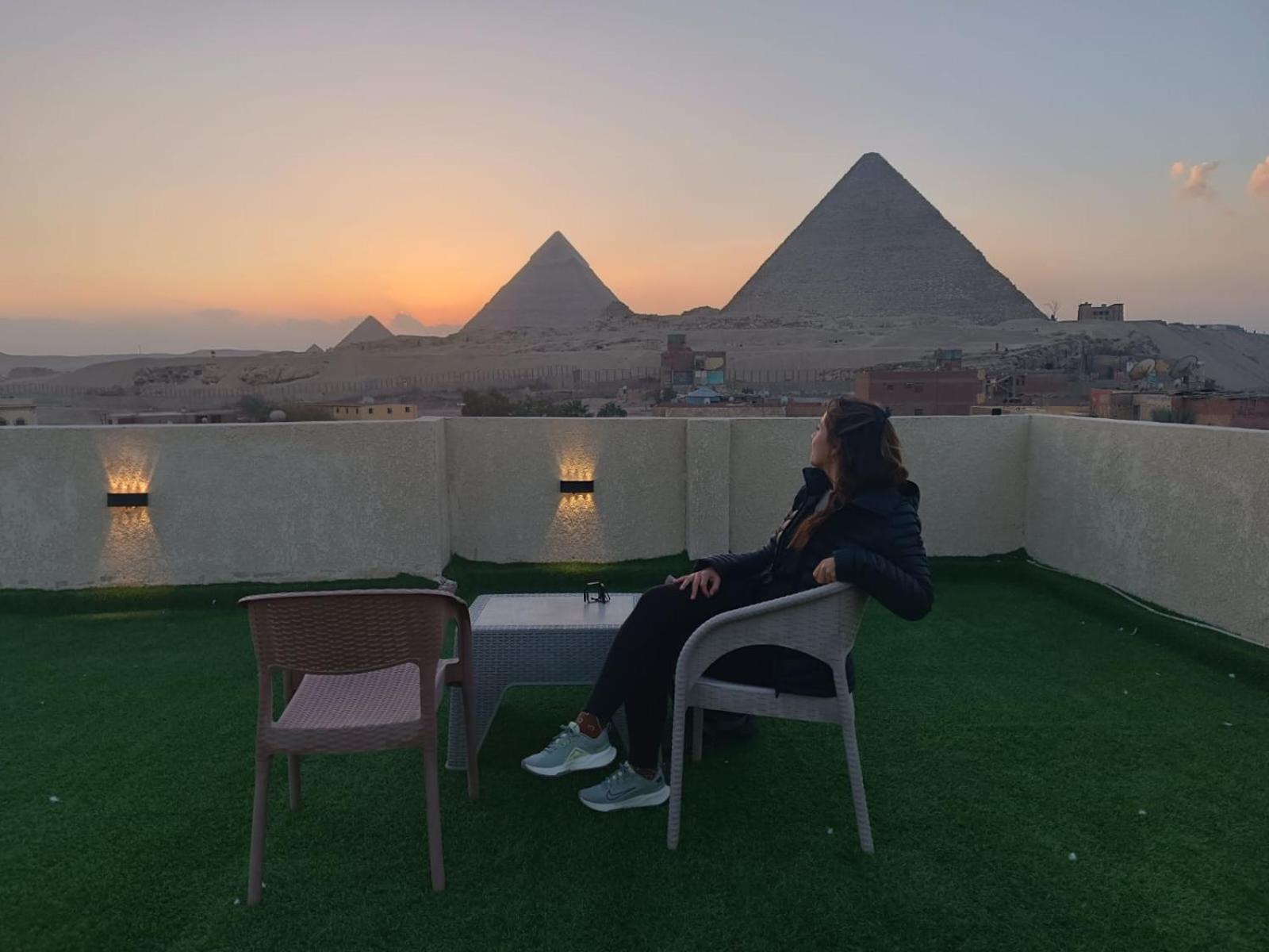 Best Four Pyramids View Kafrat al Jabal Bagian luar foto